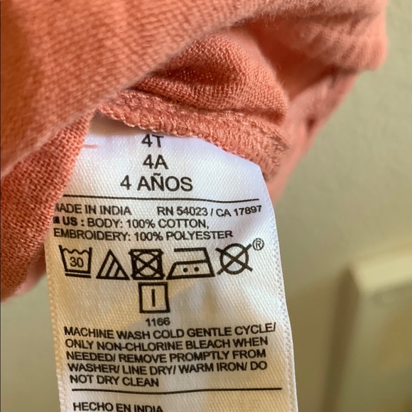 Old Navy Pink Blouse with Empire Waist and Puffed Sleeves - Picture 5 of 6